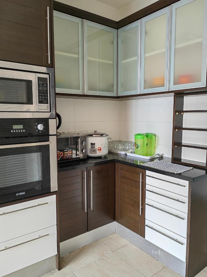 Marimari Marina Service Condo Kota Kinabalu Exterior foto