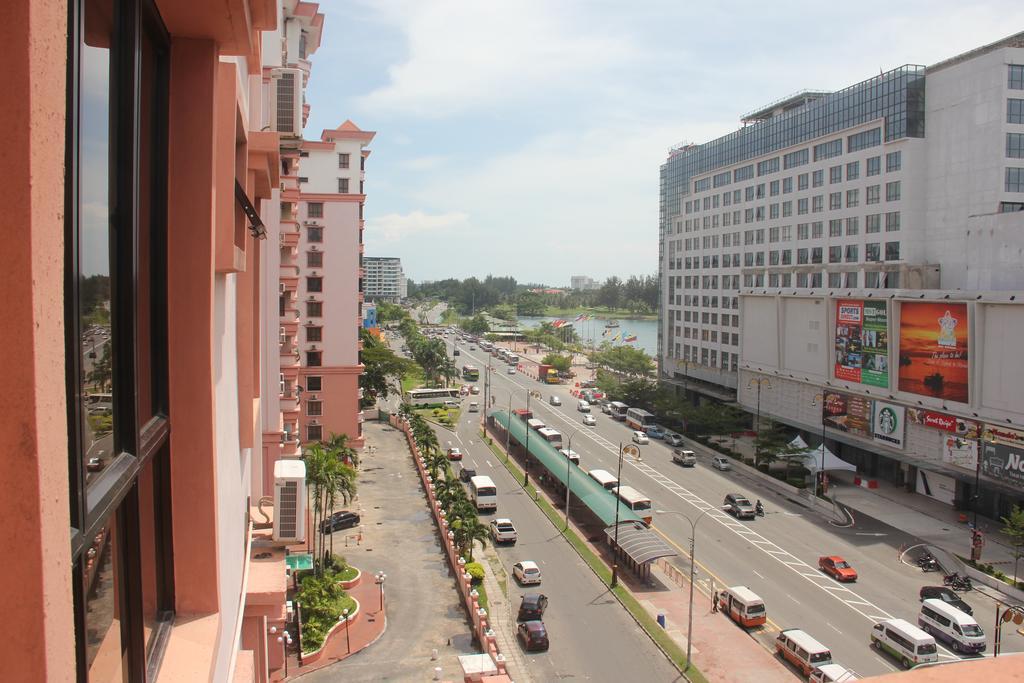 Marimari Marina Service Condo Kota Kinabalu Exterior foto